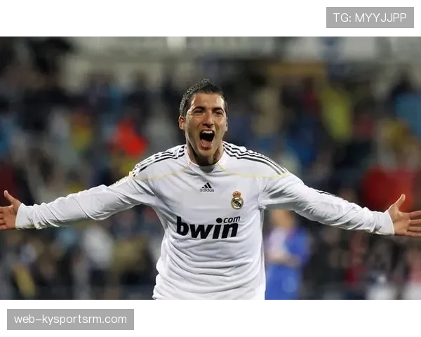 哈兰德单赛季进球爆发力解析：产量上限能否比肩历史级射手